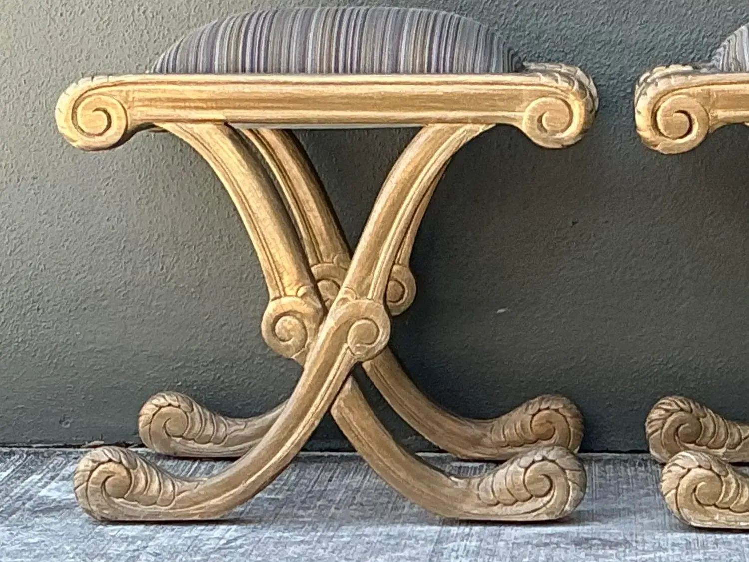 Vintage Gilt Tipped X Benches - A Pair — additional photo 5