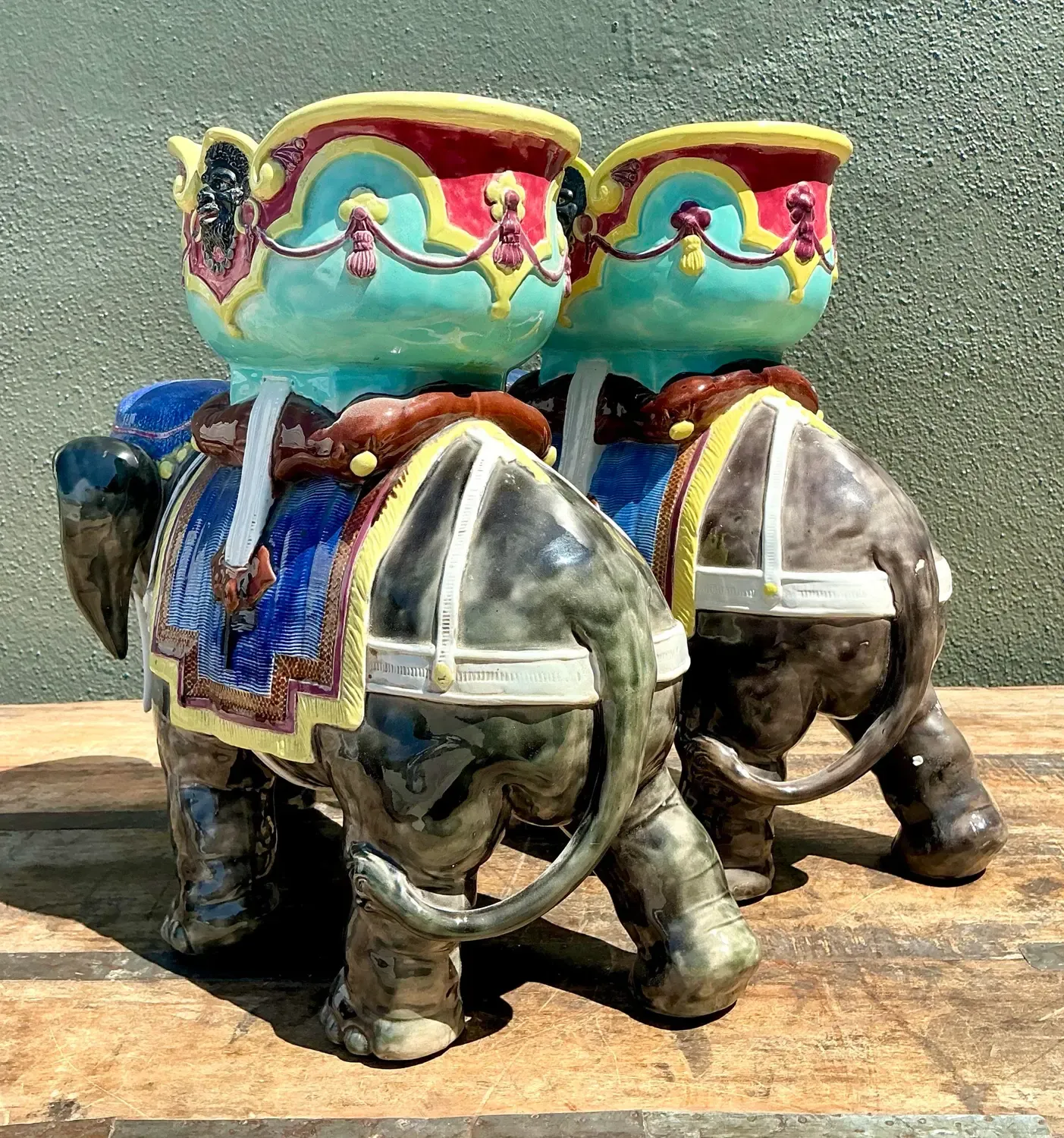 Vintage Glazed Ceramic Polychromed Elephants - A Pair — additional photo 1