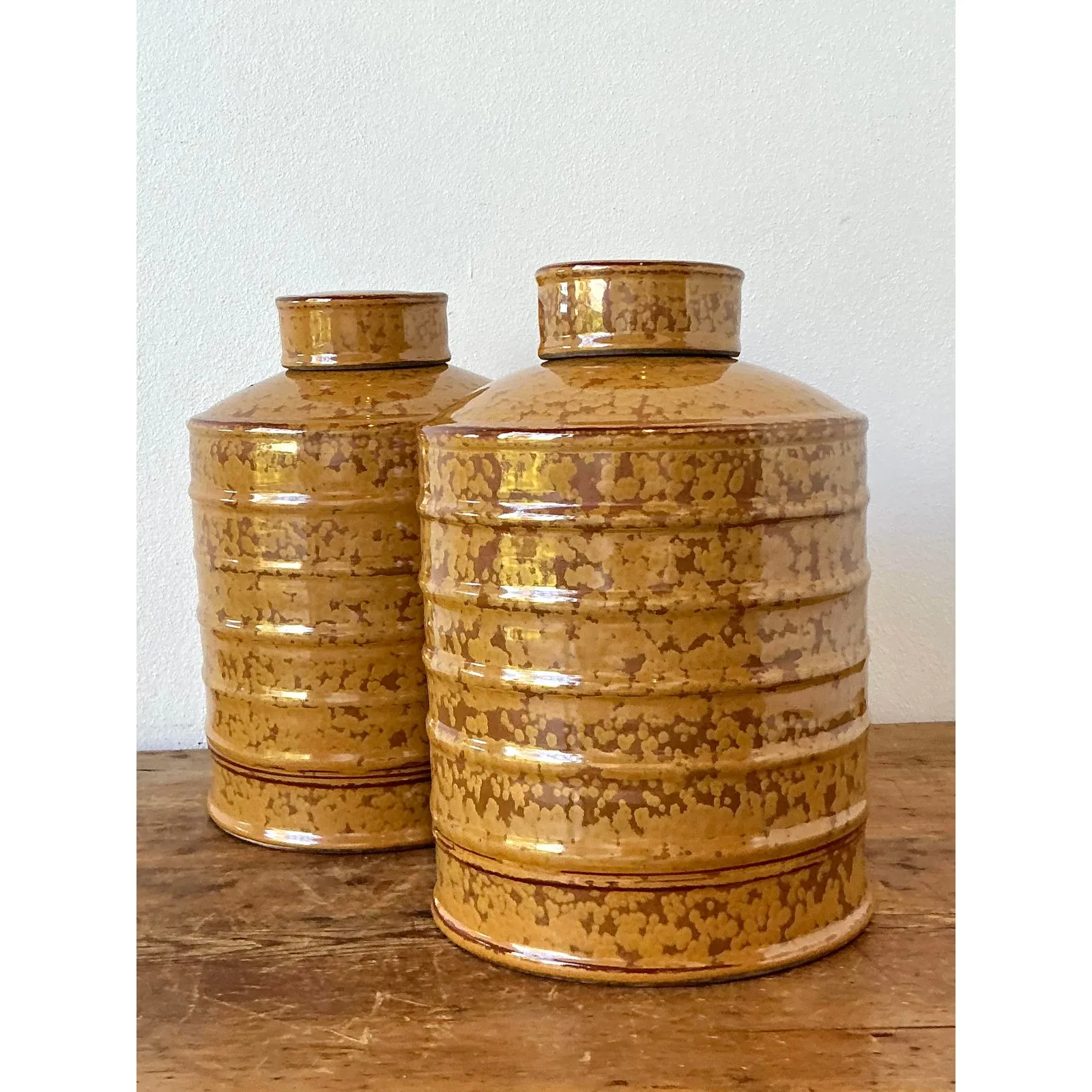 Vintage Glazed Ceramic Ribbed Lidded Urns - A Pair — additional photo 3