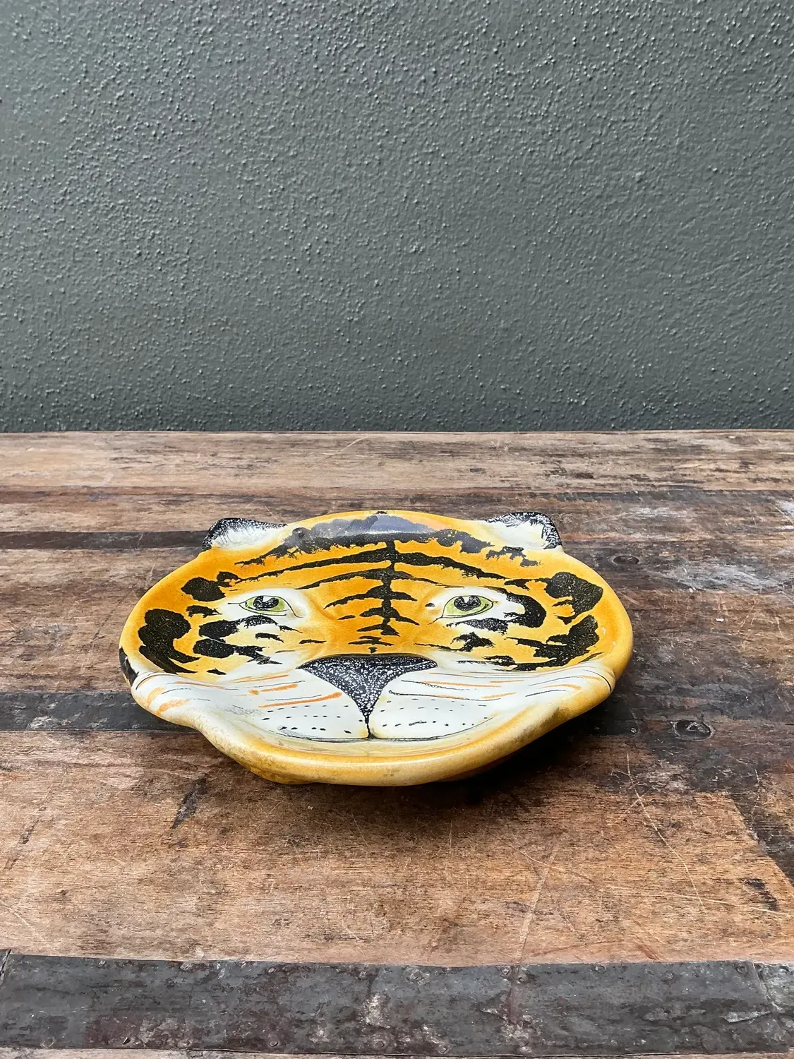 Vintage Glazed Ceramic Tiger Plate — additional photo 3