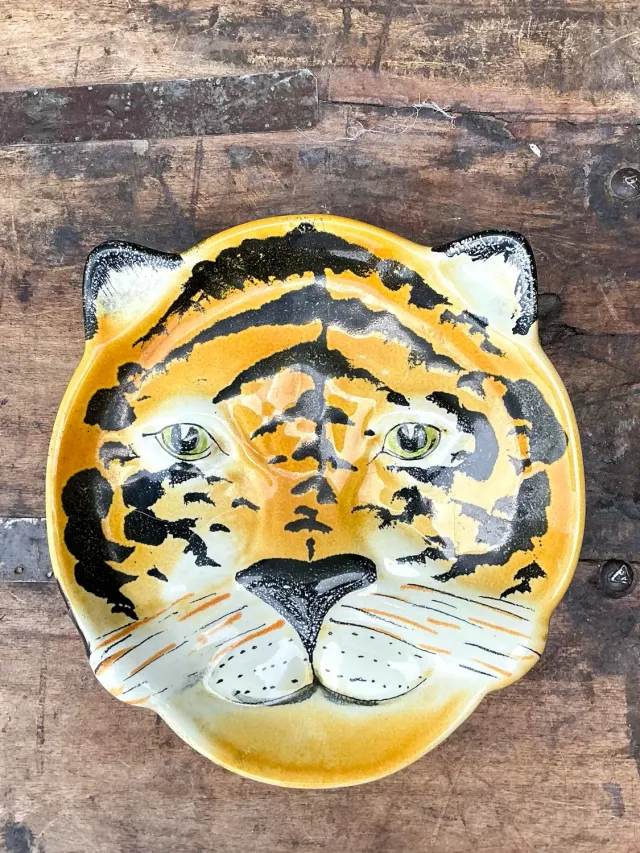 Vintage Glazed Ceramic Tiger Plate — additional photo 4