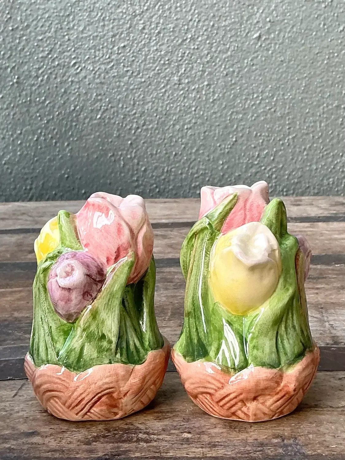 Vintage Glazed Ceramic Tulip Salt and Pepper — additional photo 2