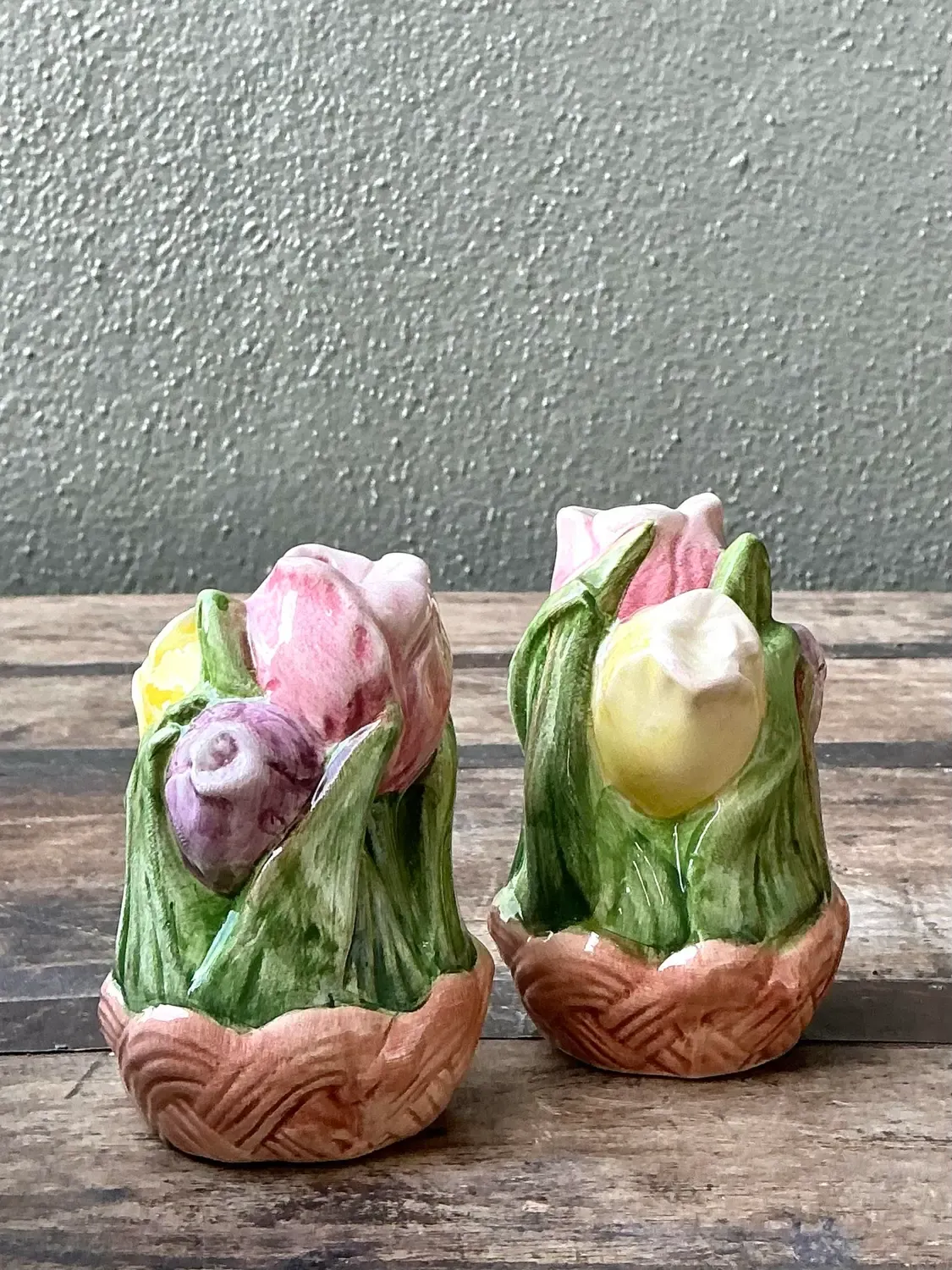 Vintage Glazed Ceramic Tulip Salt and Pepper — additional photo 6