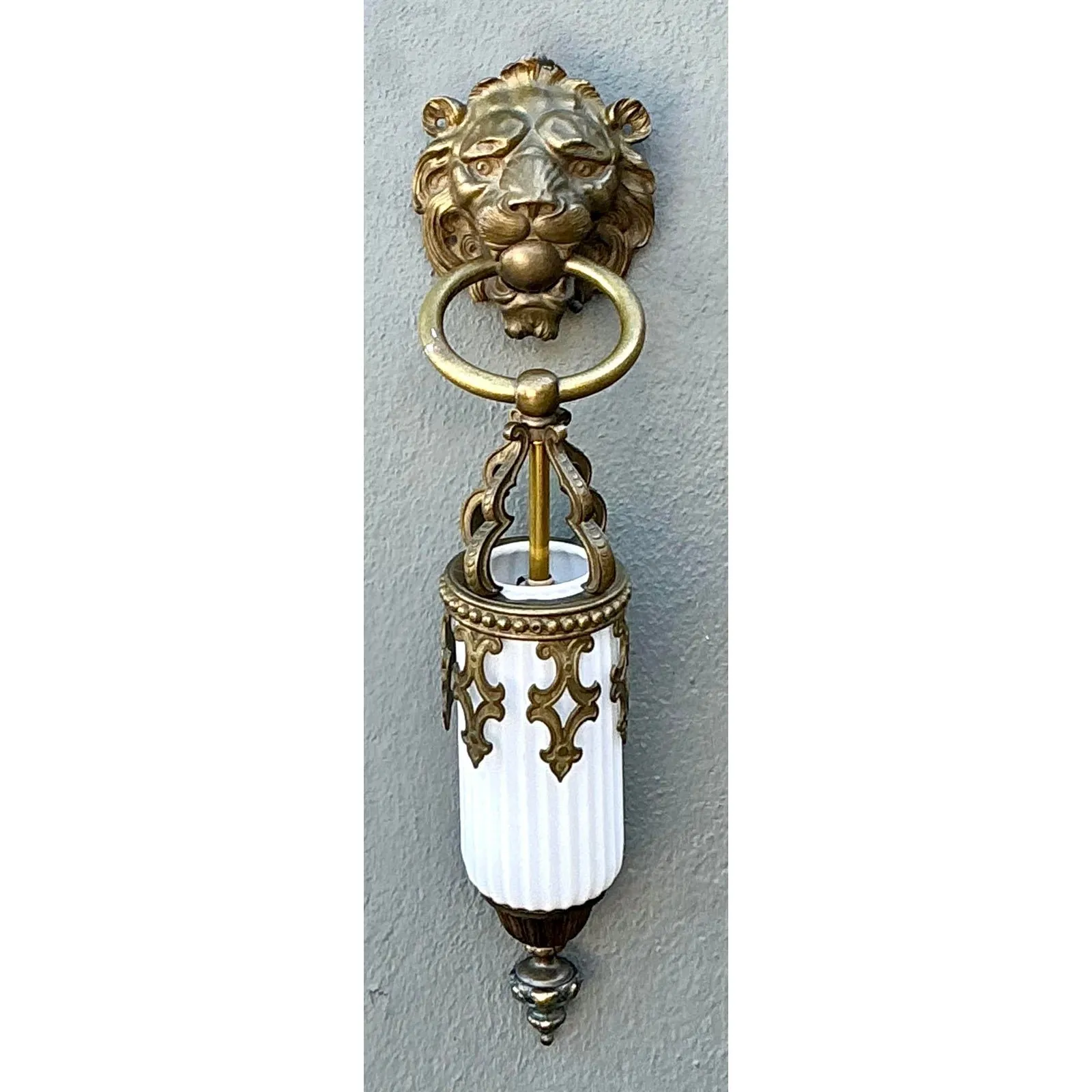 Vintage Gothic Lions Head Sconce — additional photo 5