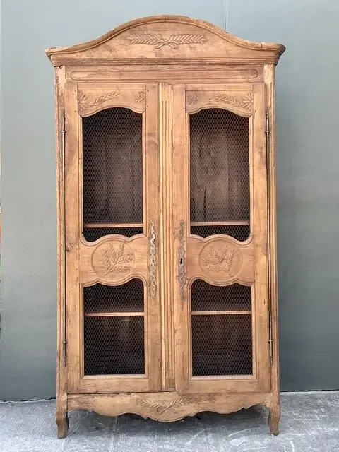 Vintage Gusto Distressed Wire Front Linen Press — additional photo 5
