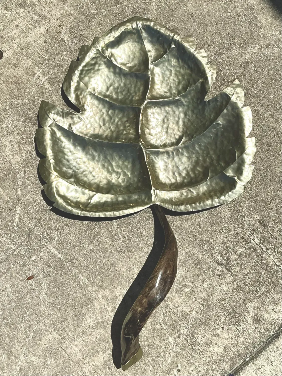 Vintage Hammered Metal Leaf Tray With Horn Handle — additional photo 3