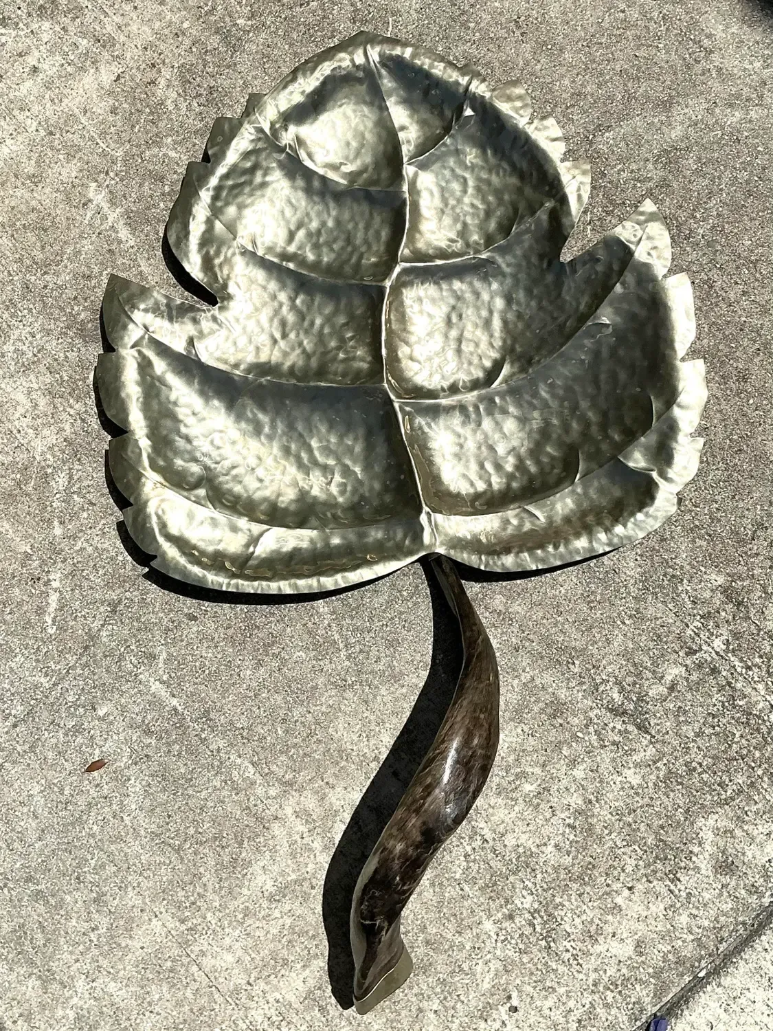 Vintage Hammered Metal Leaf Tray With Horn Handle — additional photo 4