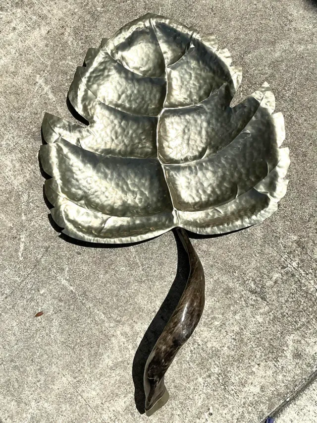 Vintage Hammered Metal Leaf Tray With Horn Handle — additional photo 5