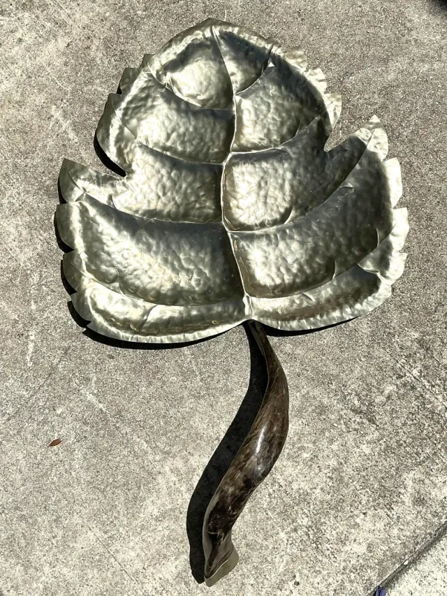 Vintage Hammered Metal Leaf Tray With Horn Handle — additional photo 7
