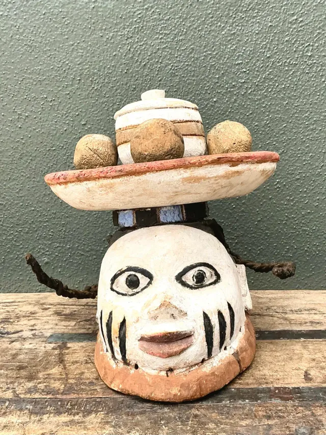 Vintage Hand Carved Bust of Man — additional photo 3