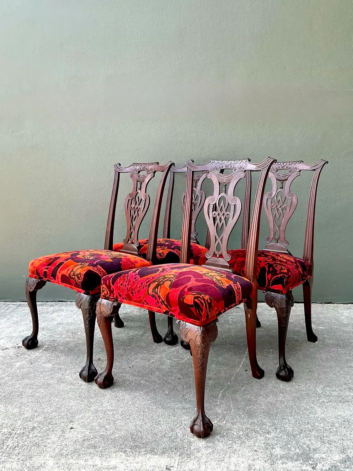 Vintage Hand Carved Chippendale Dining Chairs in 80s Yves St Laurent Printed Velvet - Set of 4 — additional photo 2