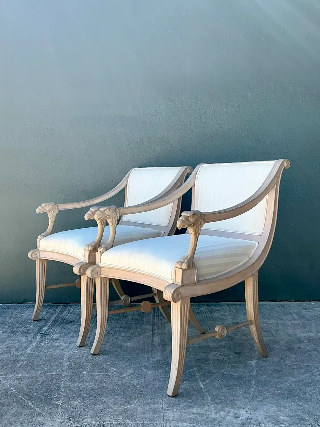 Vintage Hand Carved Eagles Head Lounge Chairs - A Pair — additional photo 6