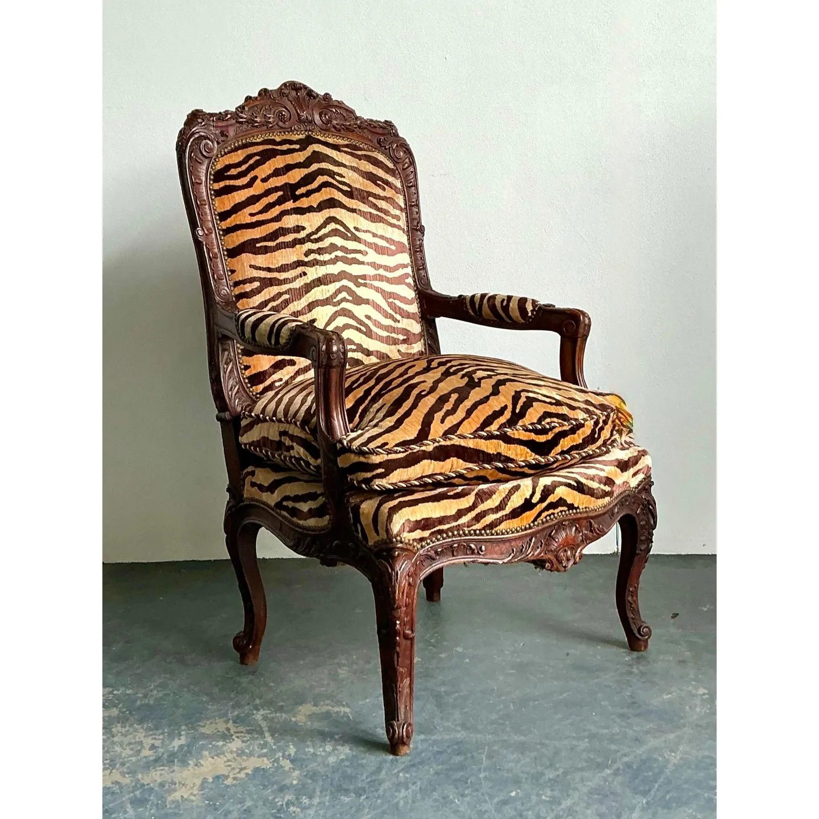 Vintage Hand Carved Scalamandre Fauteuil Chair — additional photo 7