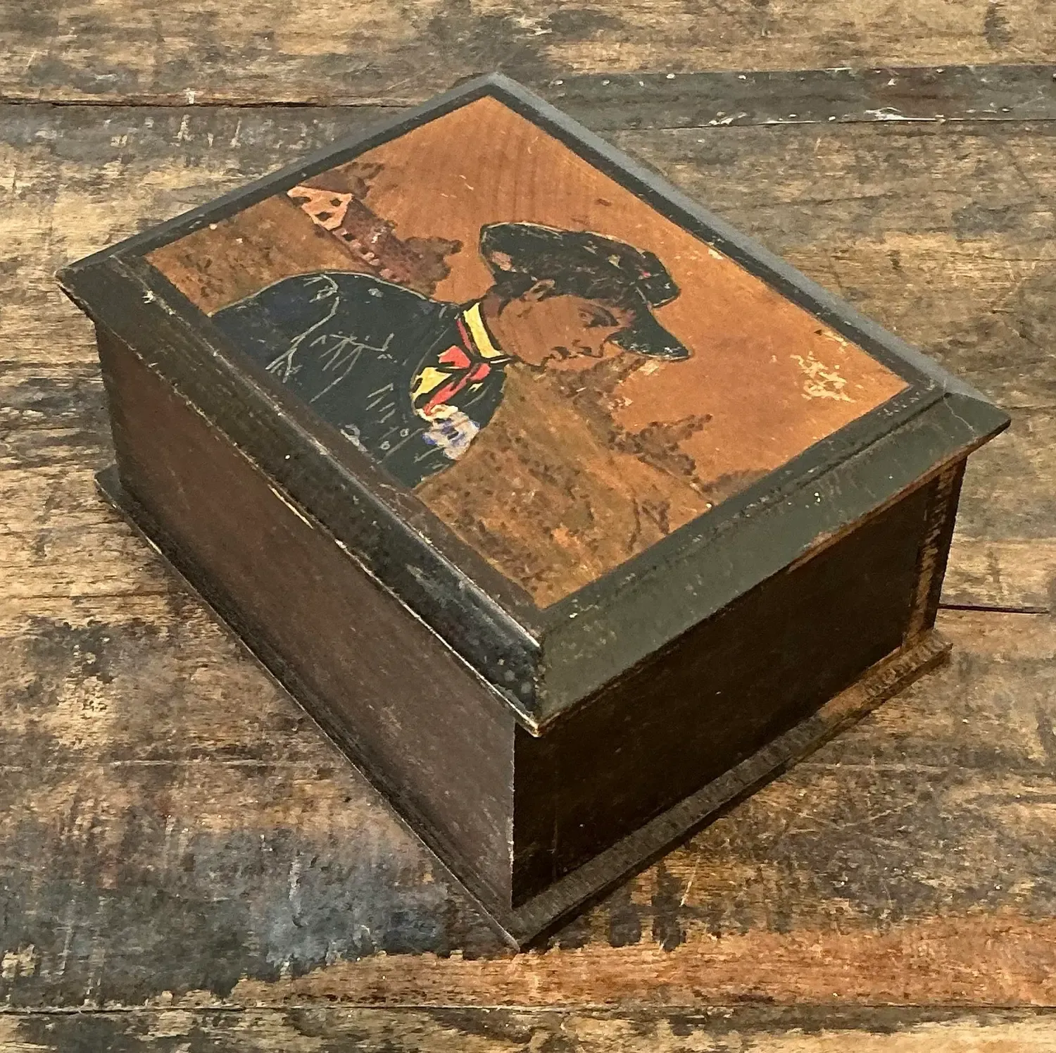 Vintage Hand Painted Cowboy Box — additional photo 8
