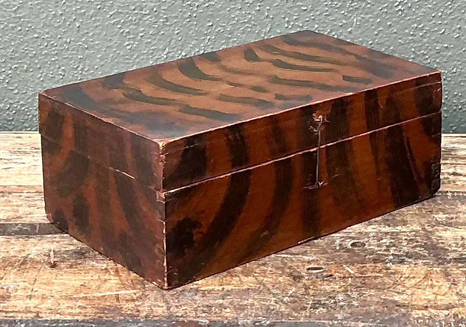 Vintage Hand Painted Tiger Stripe Primitive Box — additional photo 2
