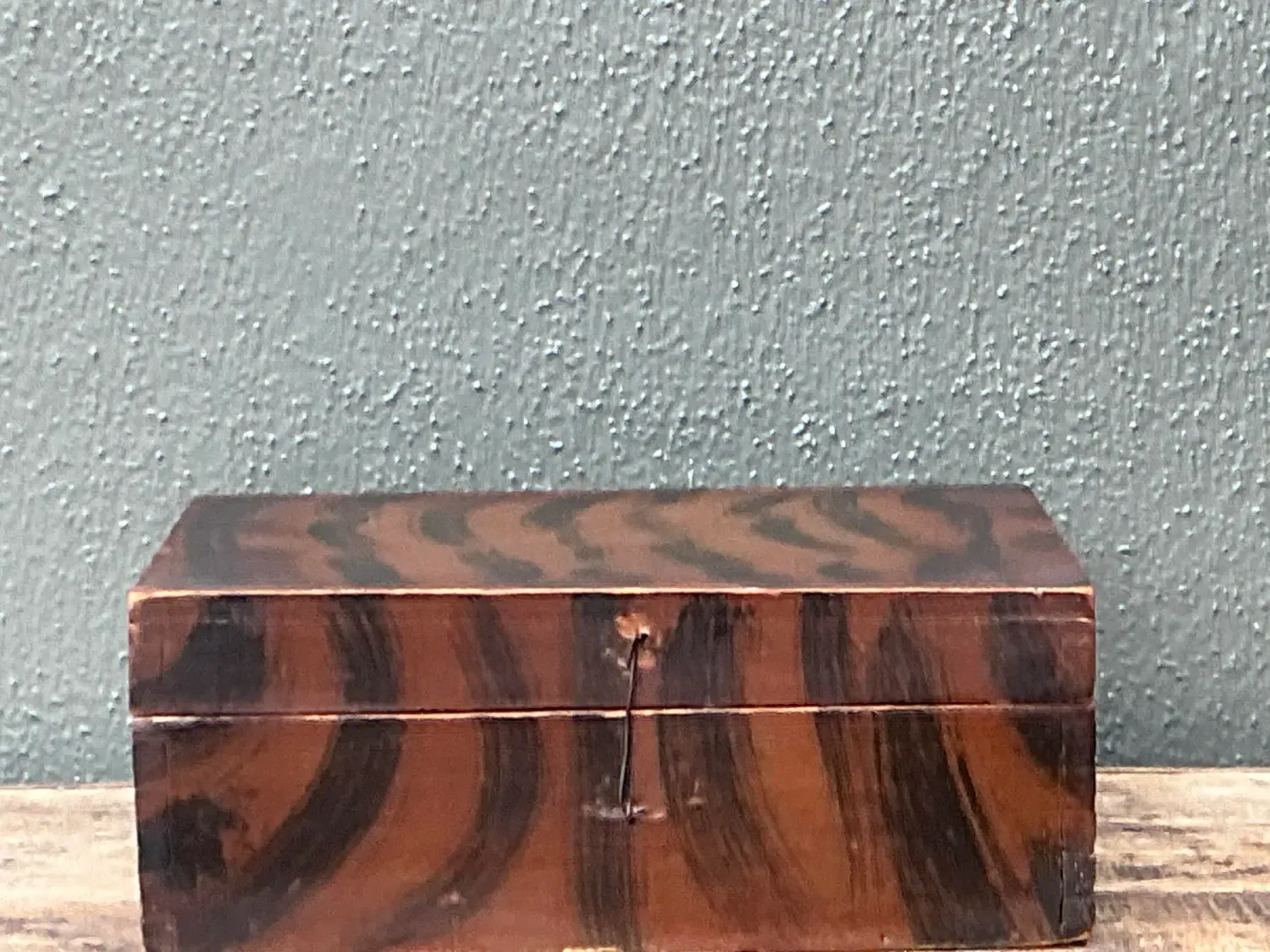 Vintage Hand Painted Tiger Stripe Primitive Box — additional photo 5