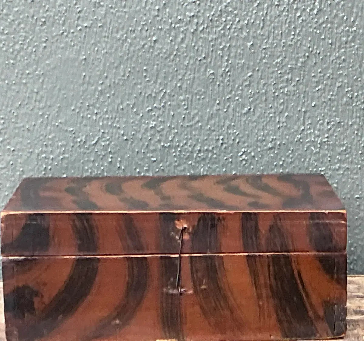 Vintage Hand Painted Tiger Stripe Primitive Box — additional photo 5