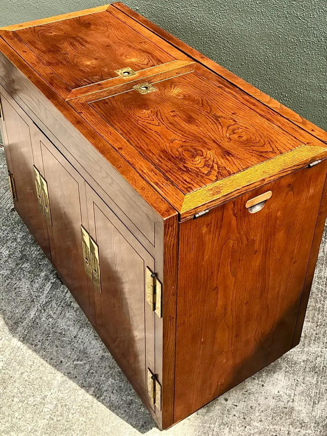 Vintage Henredon Campaign Dry Bar — additional photo 7