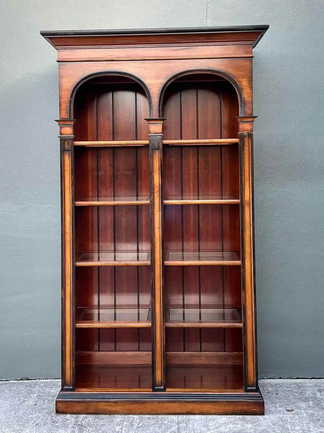 Vintage Hickory White Arched Etagere — additional photo 3