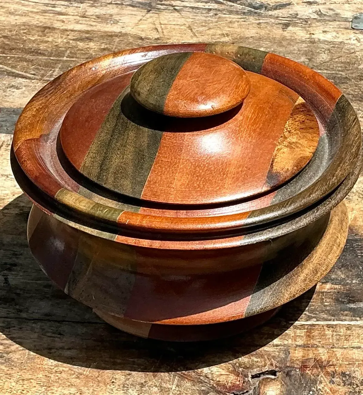 Vintage Inlay Wood Round Lidded Box — additional photo 1