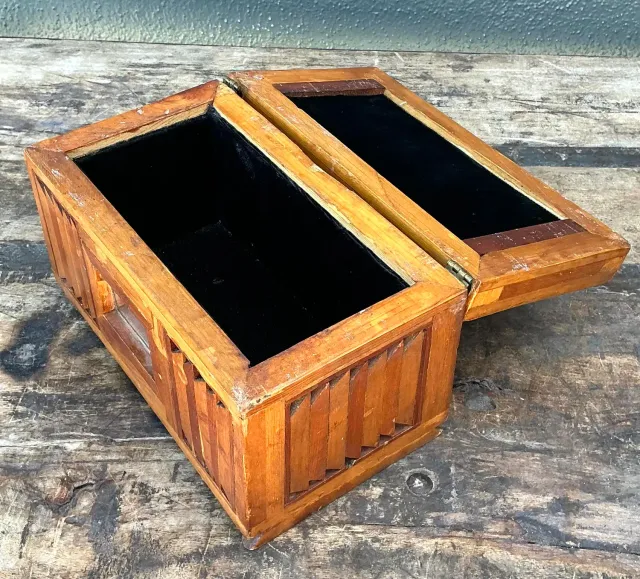 Vintage Inlay Wooden Box — additional photo 5