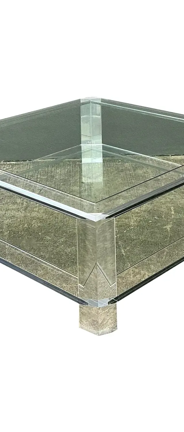 Vintage Interlude Home Lucite Coffee Table With Inset Glass