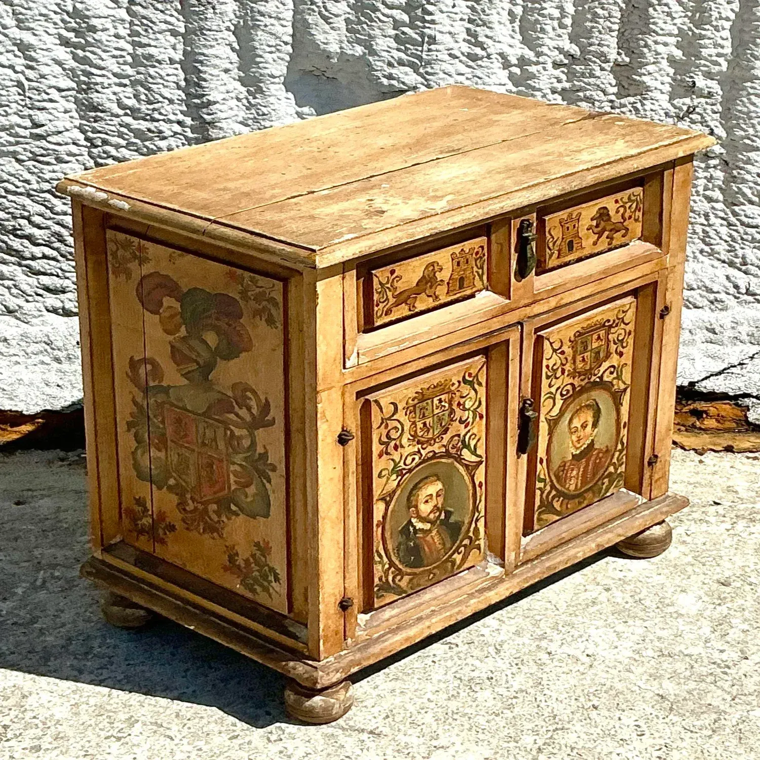 Vintage Italian 19th Century Hand Painted Cassapanca Bench — additional photo 1