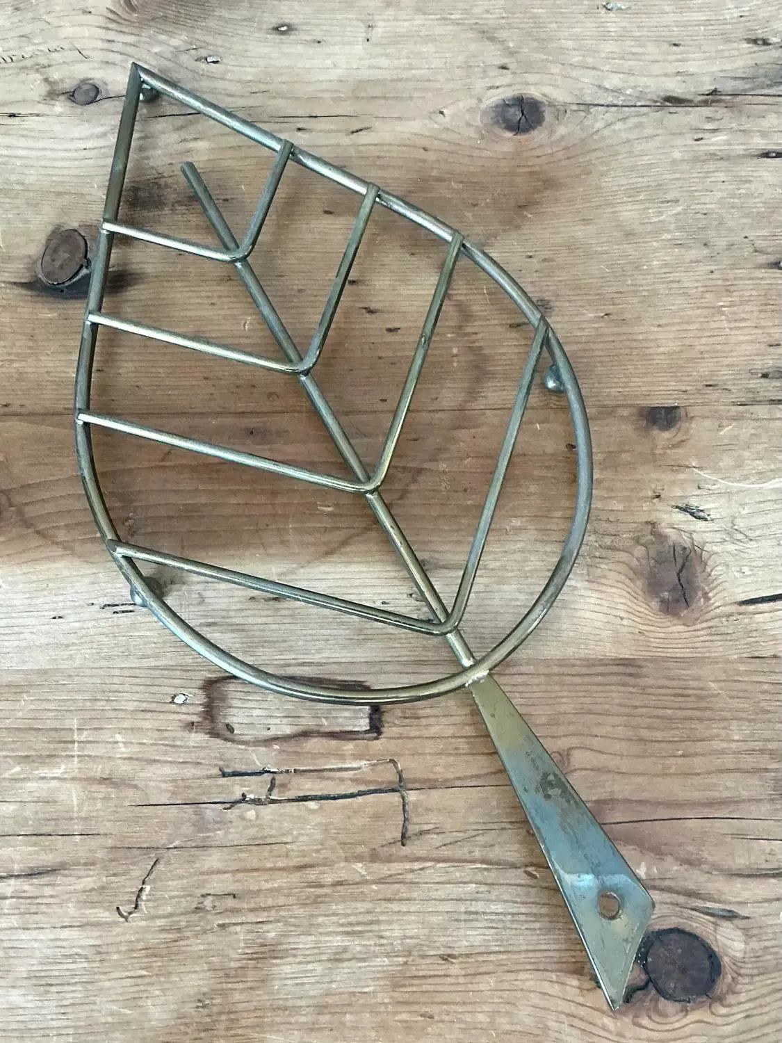 Vintage Italian Brass Leaf Trivet - 195 — additional photo 2