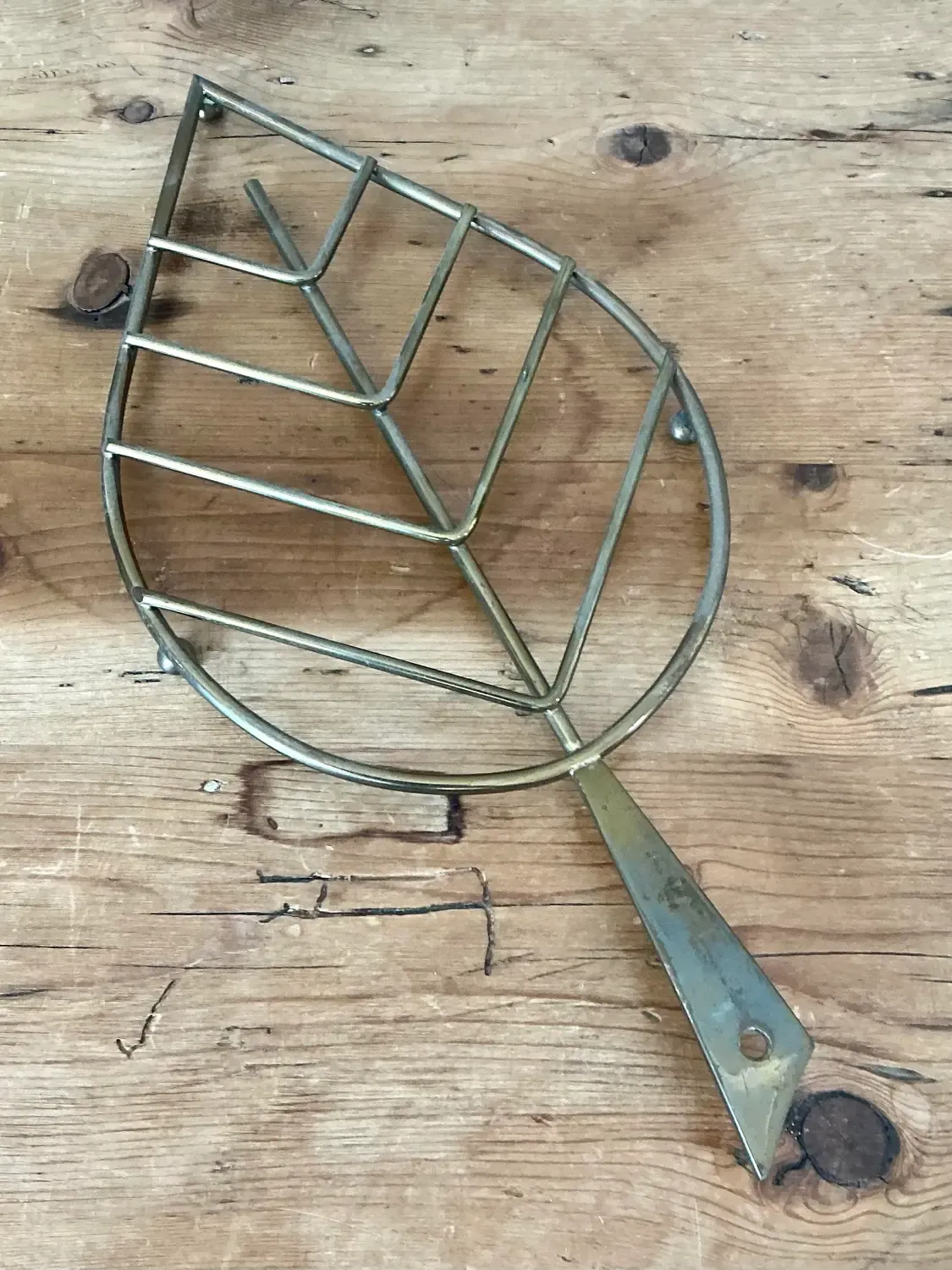 Vintage Italian Brass Leaf Trivet - 195 — additional photo 3