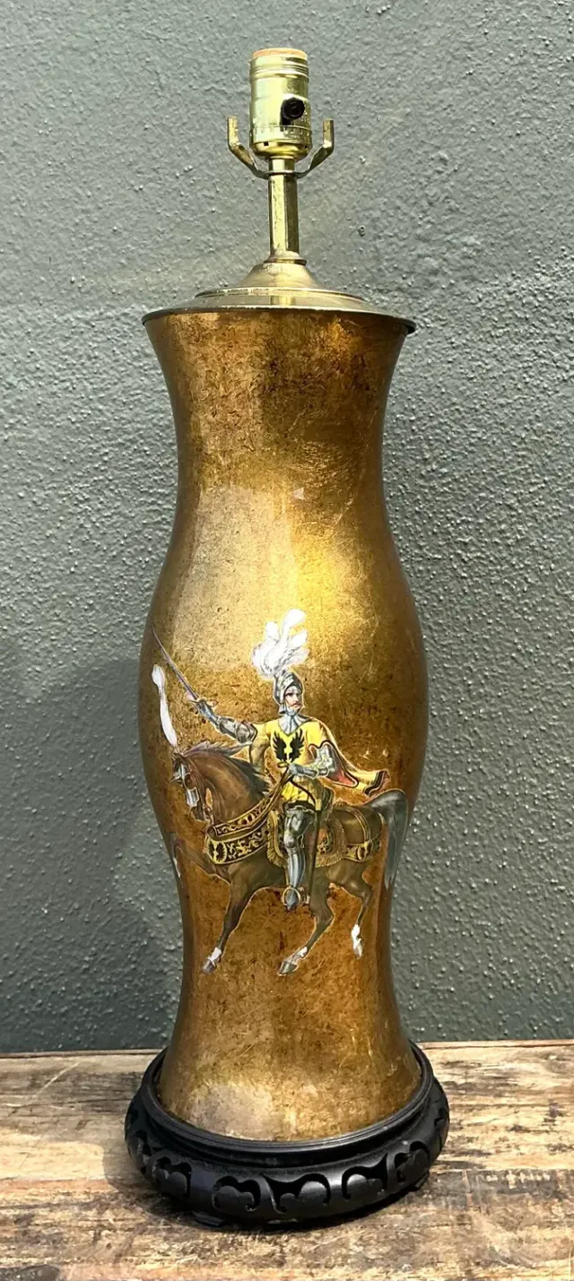 Vintage Italian Eglomise Knight Lamp — additional photo 4