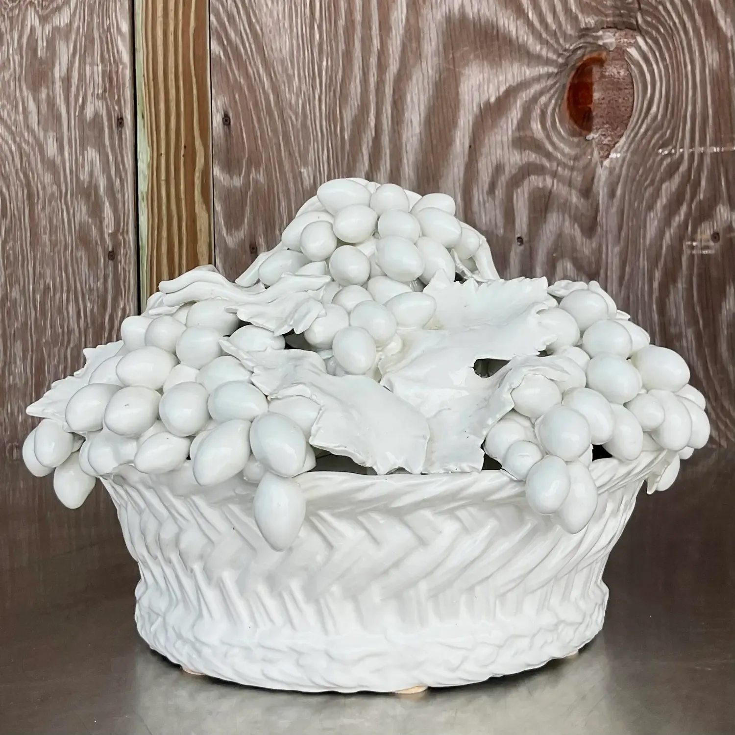 Vintage Italian Este Blanc De Chine Glazed Ceramic Fruit Bowl — additional photo 1