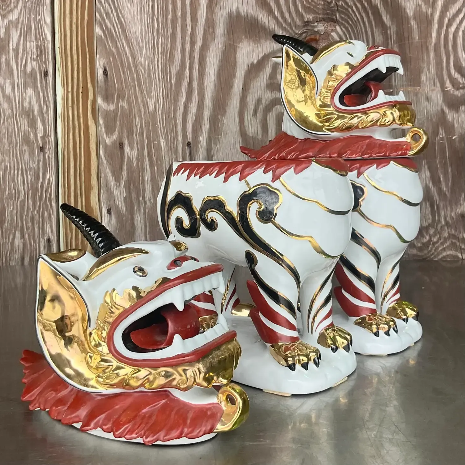 Vintage Italian Gilt Tipped Lidded Porcelain Foo Dogs - a Pair — additional photo 4