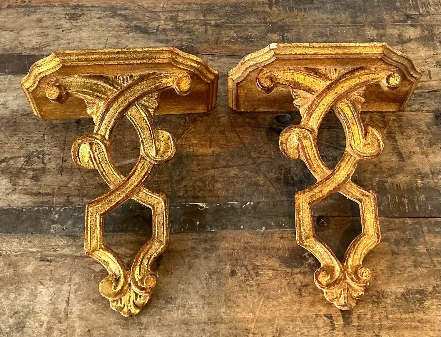 Vintage Italian Gilt Wall Brackets - A Pair — additional photo 3