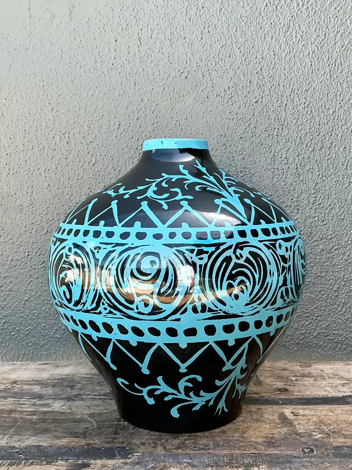 Vintage Italian Glazed Ceramic Urn — additional photo 2