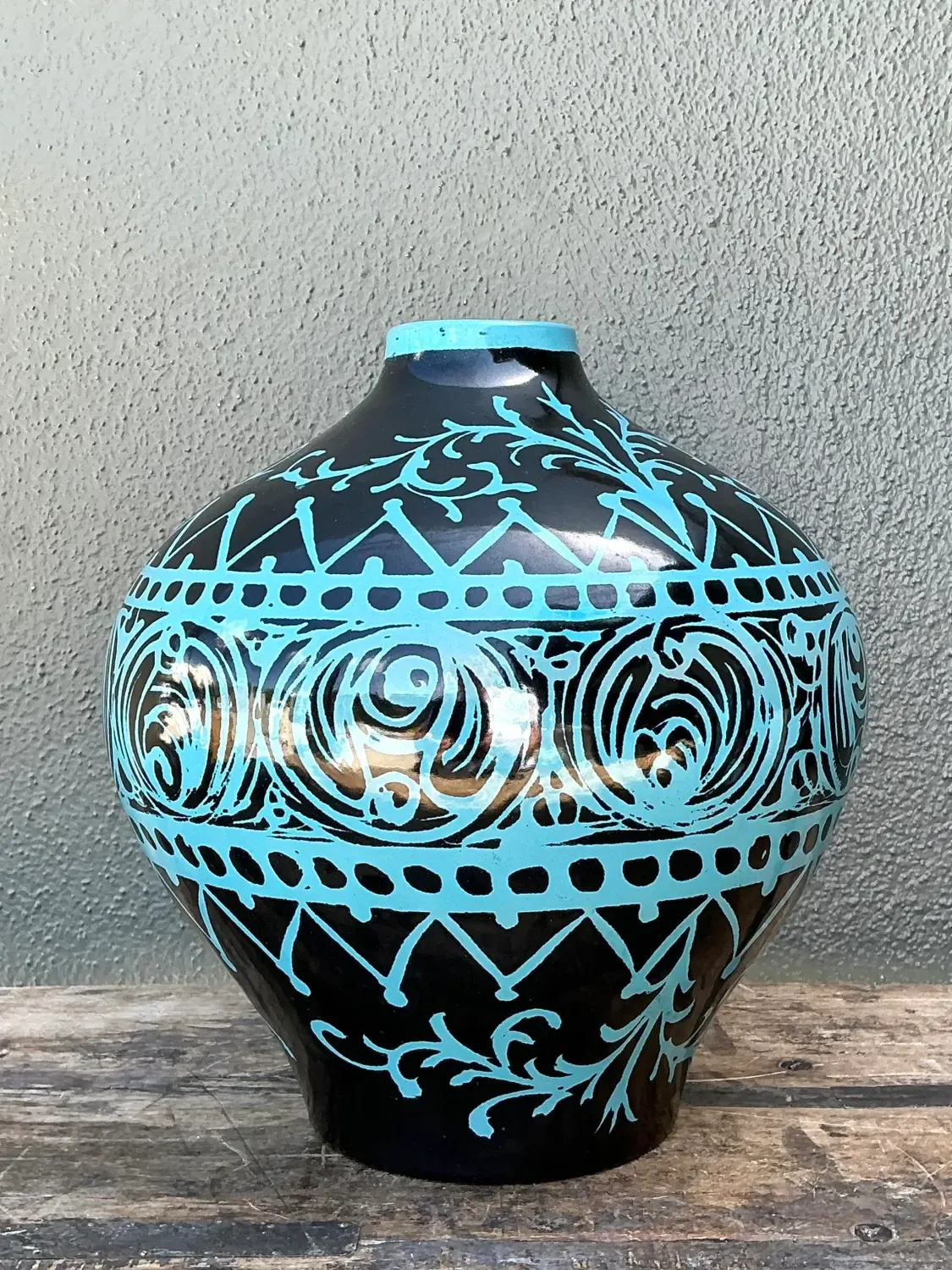 Vintage Italian Glazed Ceramic Urn — additional photo 4