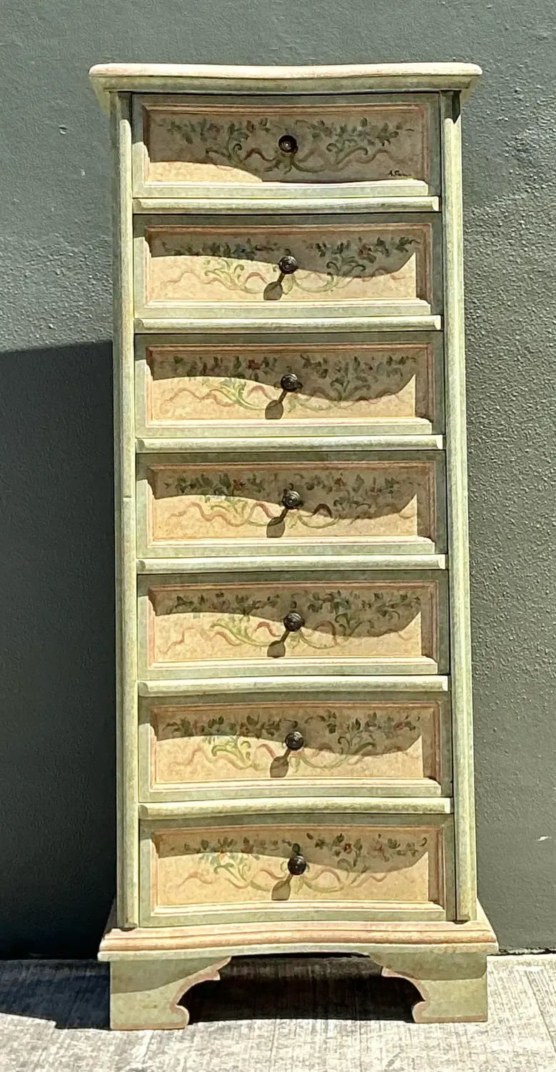 Vintage Italian Hand Painted Ligerie Chest — additional photo 4