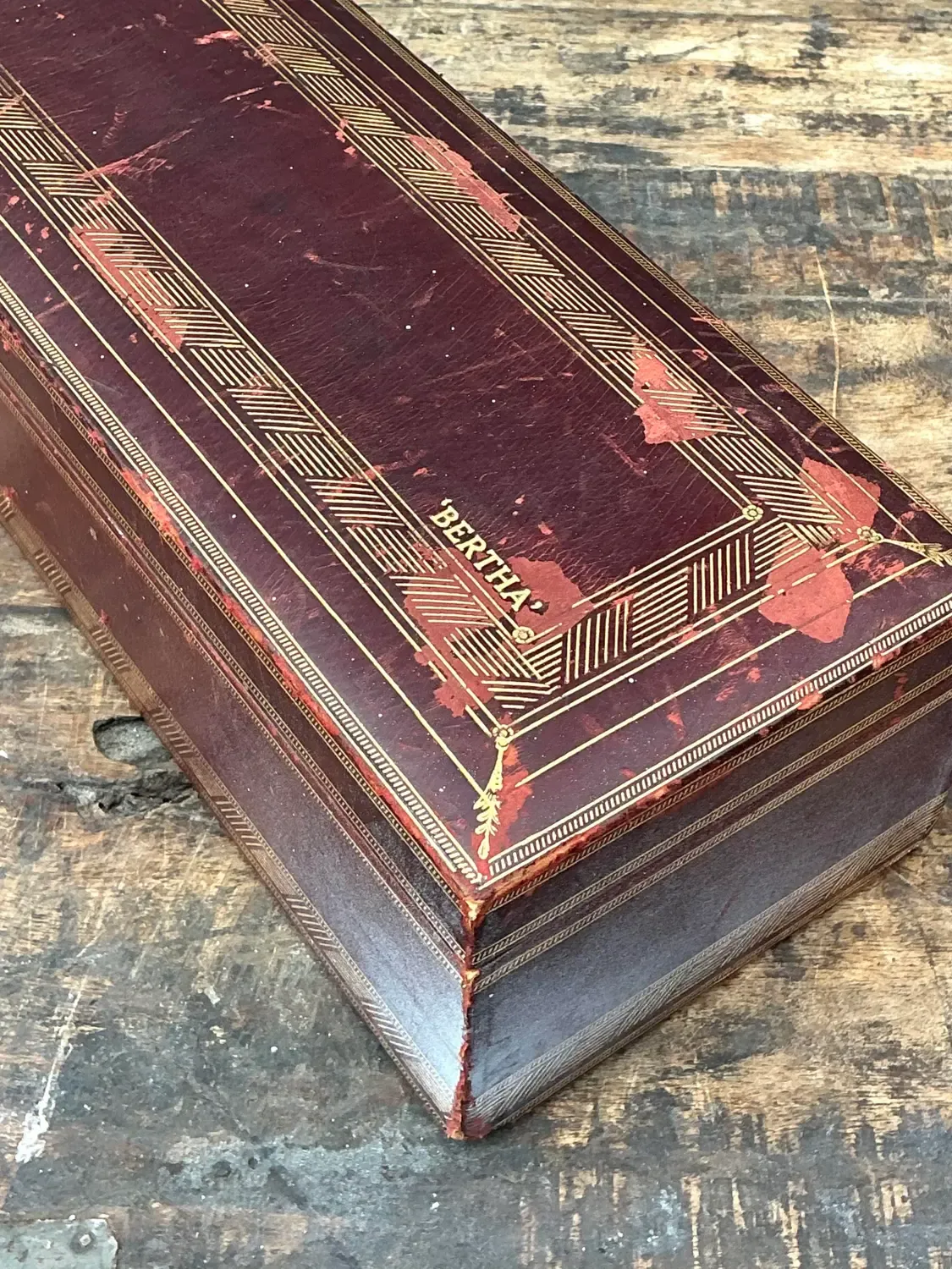 Vintage Italian Leather Embossed “Bertha” Box — additional photo 6