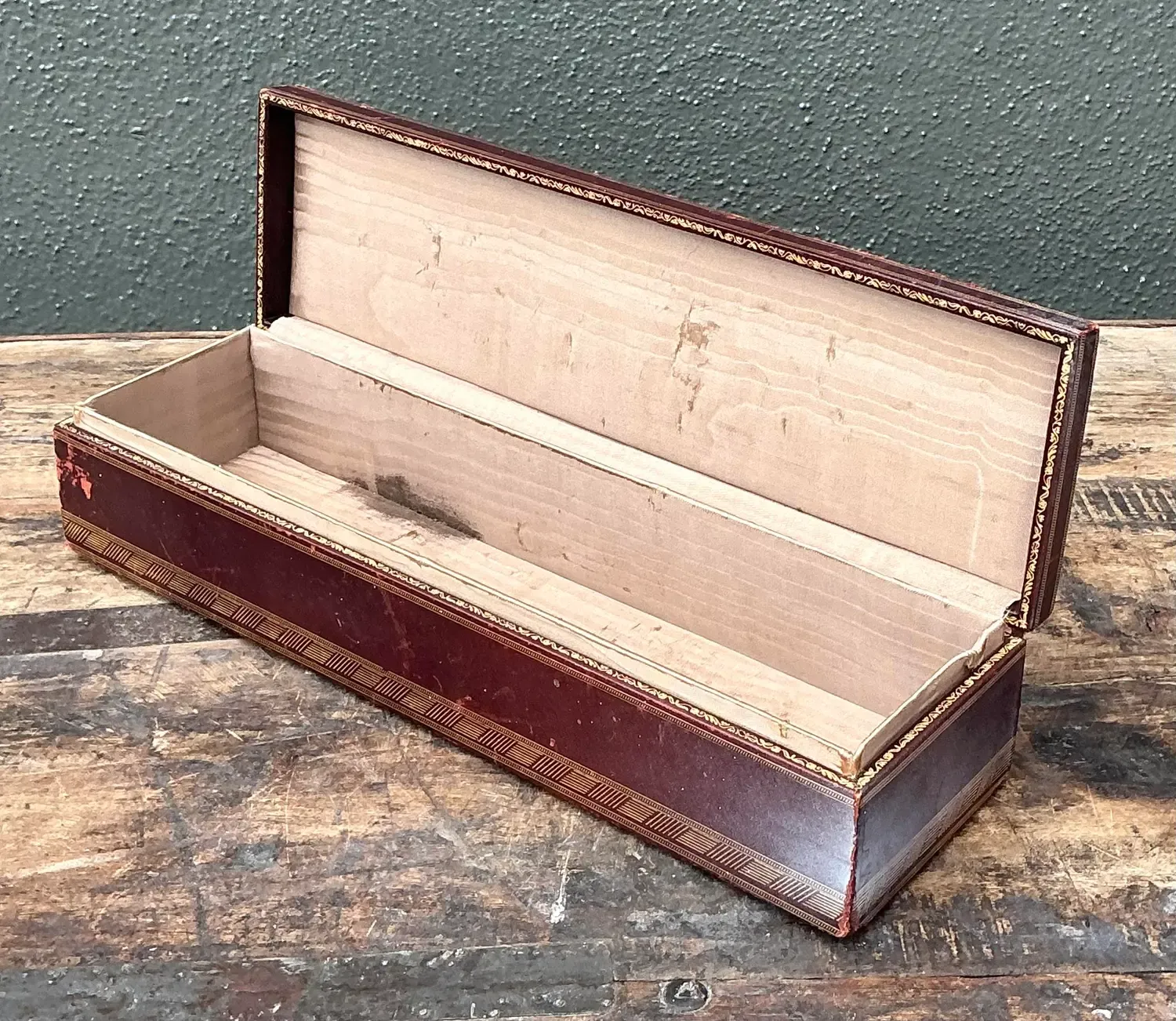 Vintage Italian Leather Embossed “Bertha” Box — additional photo 7