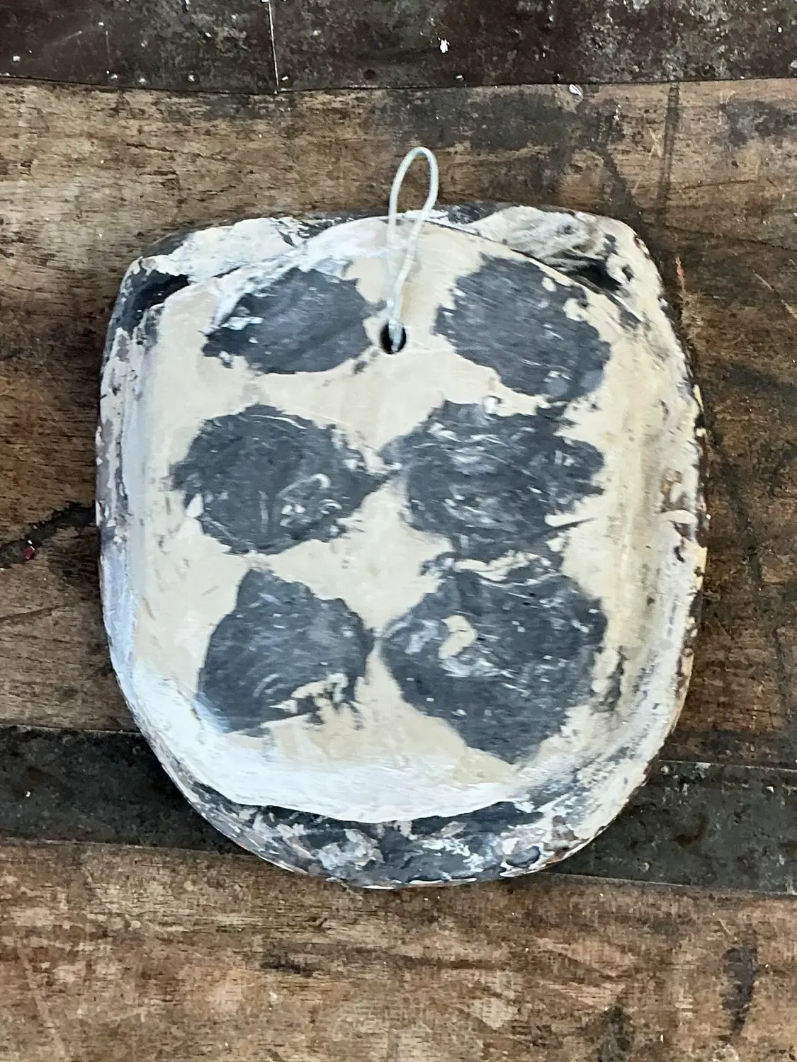 Vintage Italian Scagliola Artisanal Pigmented Plaster Turtle Shell - Plaster, 5.5W x 6.25H — additional photo 5
