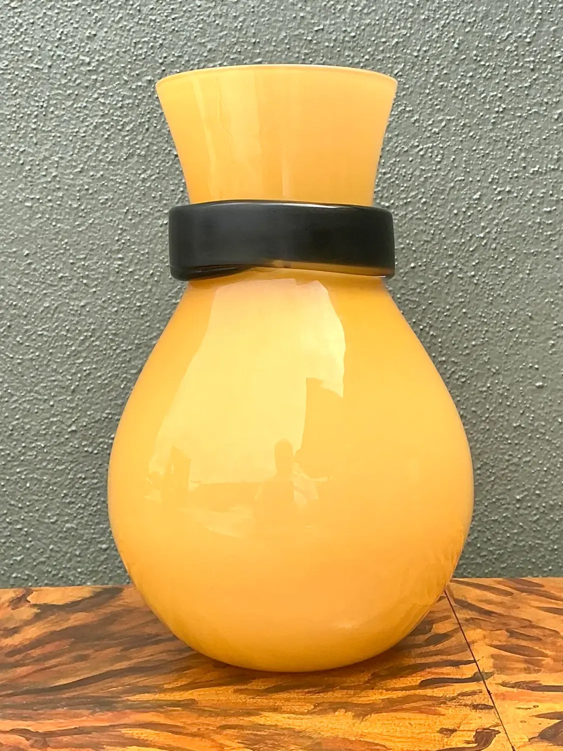 Vintage Italian Simon Moore for Salviati “Fasciati” Vase — additional photo 4