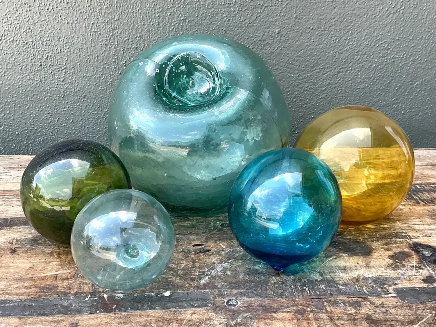Vintage Japanese Glass Buoys - Set of 5 — additional photo 3