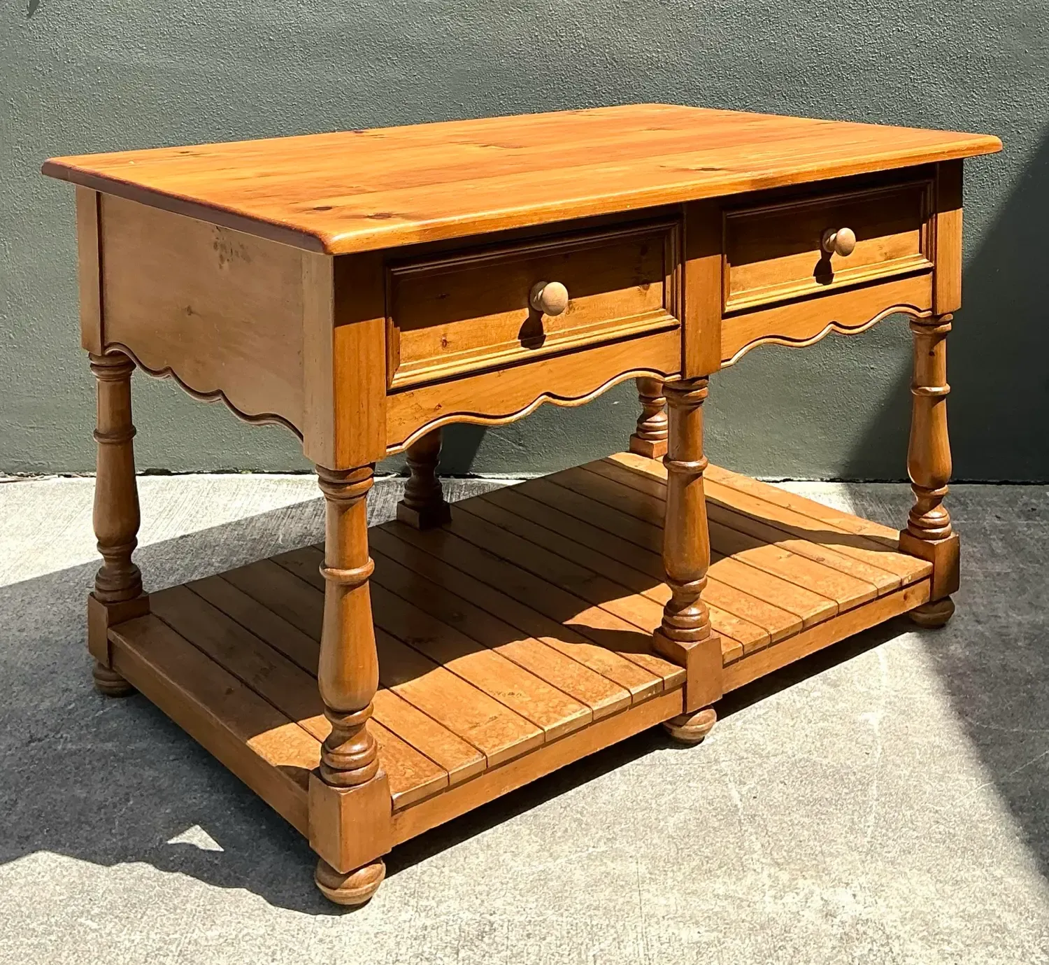 Vintage Knotty Pine Plank Center Island — additional photo 6