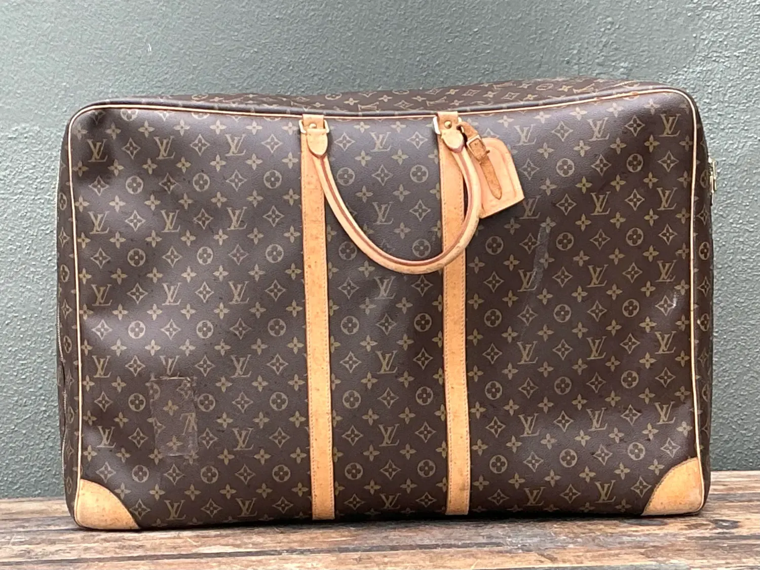 Vintage Louis Vuitton Sirius 70 Soft Sided Suitcase — additional photo 6