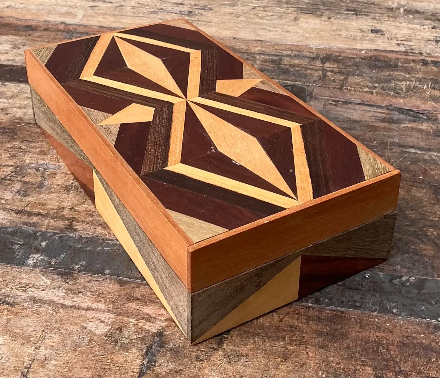 Vintage Marquetry Wood Diamond Box — additional photo 2