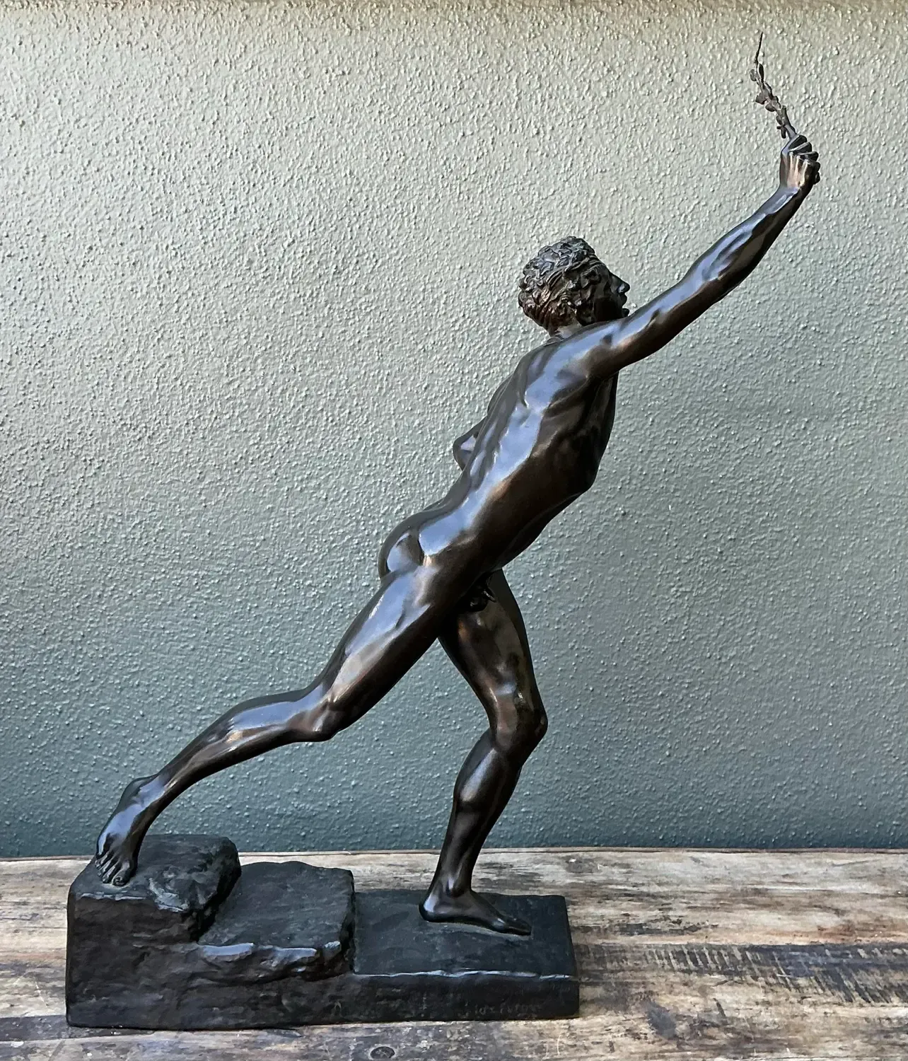 Vintage Max Kruse “Messenger of Victory” Bronze Sculpture of Man — additional photo 4