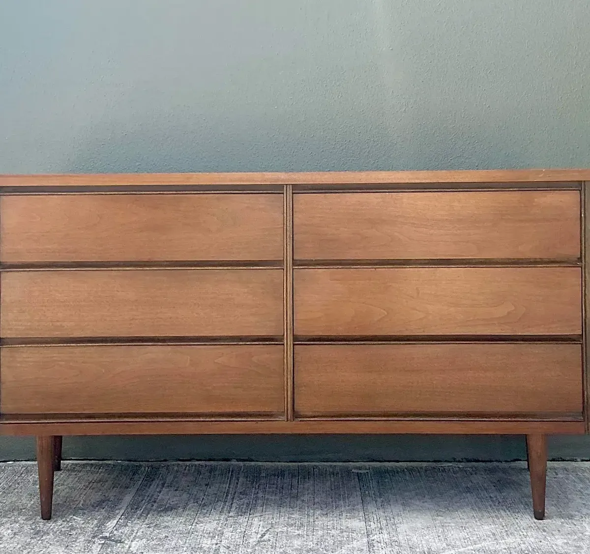Vintage MCM Bassett 6 Drawer Dresser — additional photo 1