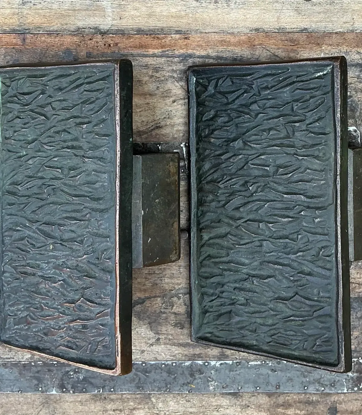 Vintage MCM Bronze Door Handles - Set of 2 — additional photo 3