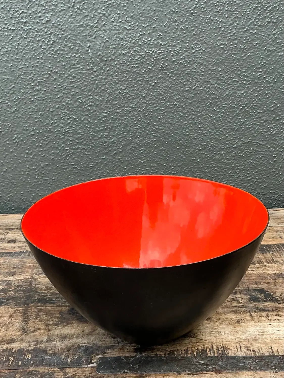 Vintage MCM Enamel Bowl — additional photo 8