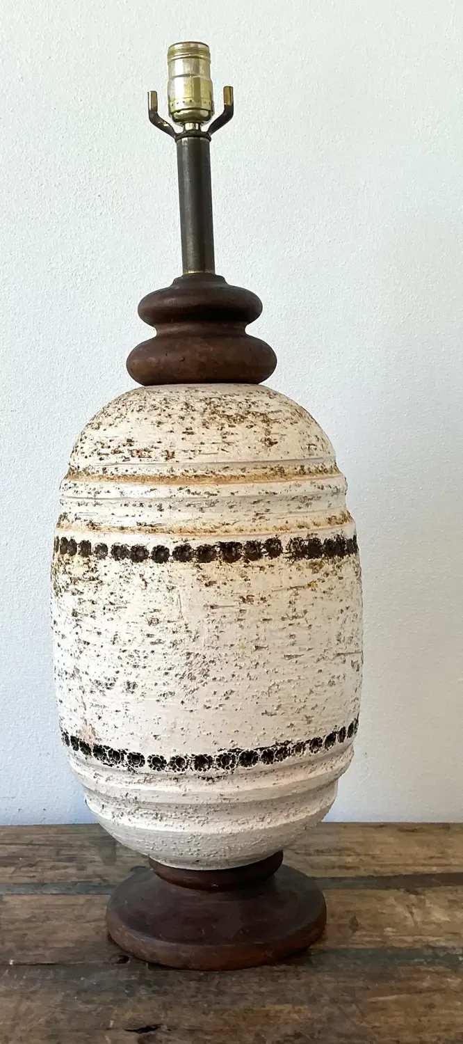 Vintage MCM Lava Glaze Lamp — additional photo 6