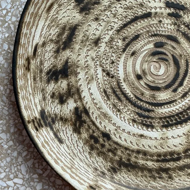 Vintage MCM Martz Studio Pottery Plate — additional photo 1